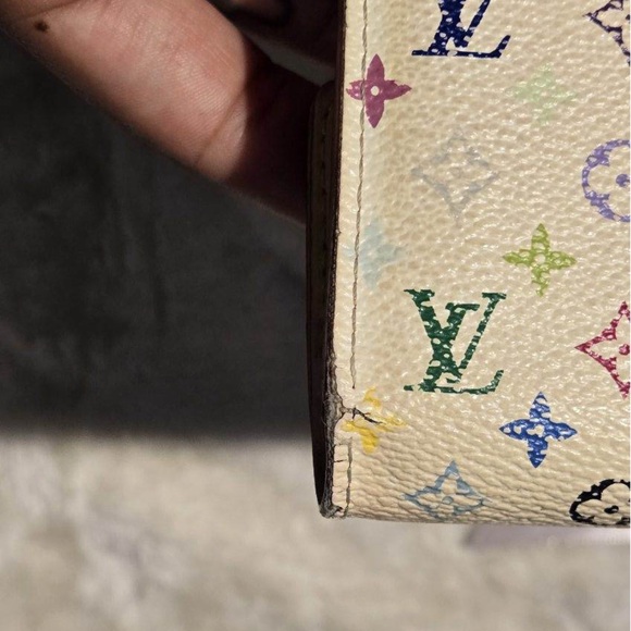 LV- Authentic Louis Vuitton x Murikami “Sarah” Multi-color logo Long Snap Wa… - Picture 12 of 14